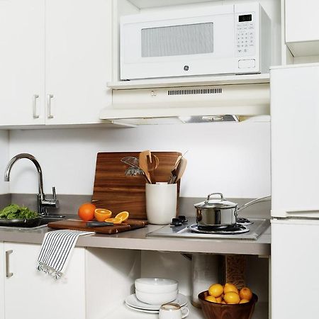 Intown Suites Extended Stay Dallas Tx - Medical Center ภายนอก รูปภาพ